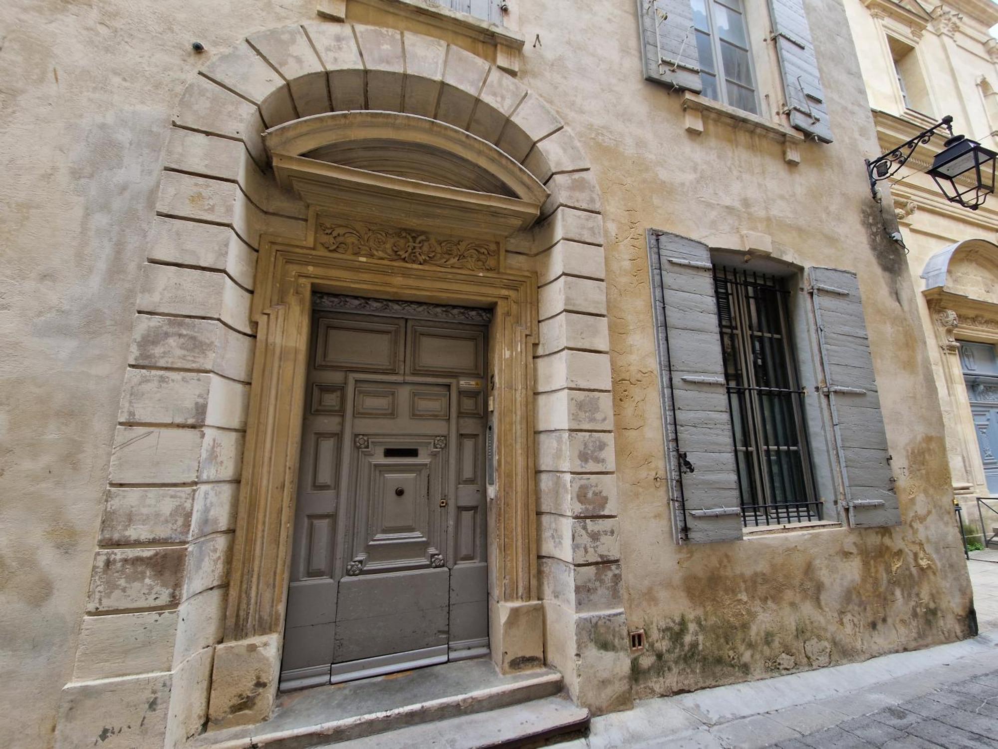 Appartement A Deux Pas De La Place Du Forum Арль Экстерьер фото